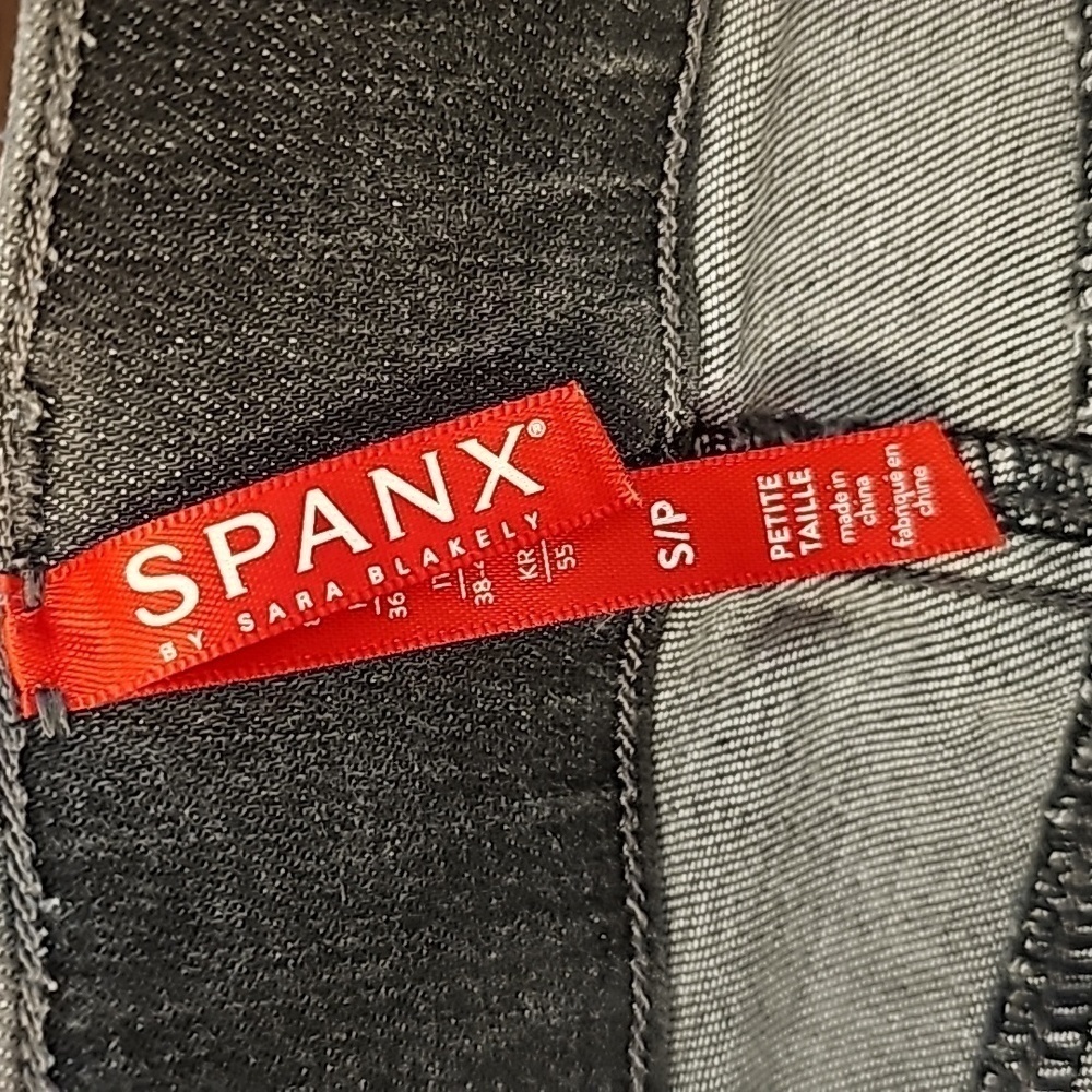 Spanx Gray Distressed Slim Built-in In Shaping Panel High Waist Jeans - Size S/P - Picture 11 of 12